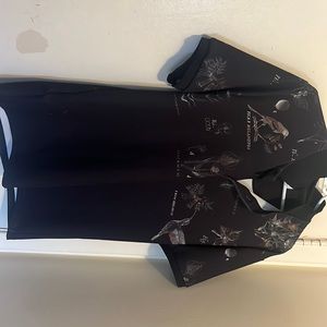 Selling a Zara collared T-shirt